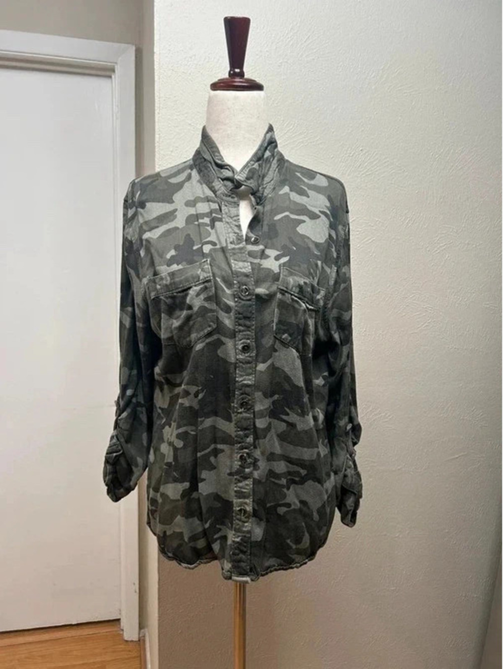 Long Sleeve Button Up Camo shirt with pockets